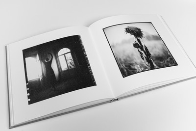 » #3/8 « / my new book | mein neuer Bildband / Blog post by <a href="https://strkng.com/en/photographer/holger+nitschke/">Photographer Holger Nitschke</a> / 2023-05-21 09:14 / Abstrakt