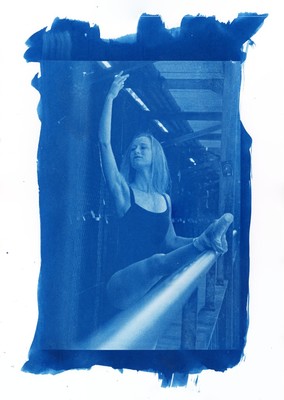 » #4/9 « / Wenn ich mal einen Tag „Blau“ mache in der Fotografie.. / Blog-Beitrag von <a href="https://strkng.com/de/fotograf/matthias+petz+-mp-kunst-/">Fotograf Matthias Petz (mp_kunst)</a> / 17.08.2023 18:05 / Alternative Techniken