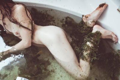 Untitled / Nude  Fotografie von Fotograf Roger Rossell ★27 | STRKNG