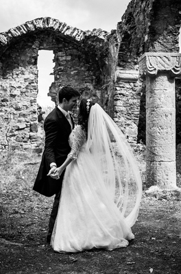the old church / Wedding  photography by Photographer Riccardo Bandiera ★4 | STRKNG