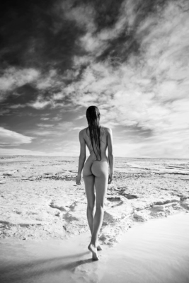 S. / Nude  Fotografie von Fotografin MartaZbieron ★35 | STRKNG