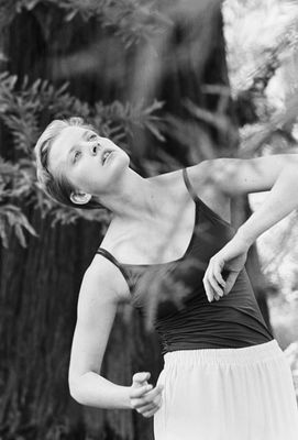 Berit. 2017. / Performance  photography by Photographer Christian Dirks ★1 | STRKNG