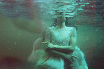 Underwater / Mode / Beauty  Fotografie von Fotografin Valeria Schettino ★3 | STRKNG