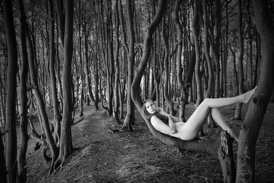 Im Bogen / Nude  photography by Photographer dieterkit ★12 | STRKNG
