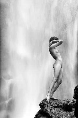Denisa / Nude  photography by Photographer Thomas Bichler ★25 | STRKNG