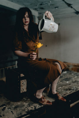 Florist / Fine Art  photography by Photographer Andrea Grzicic ★2 | STRKNG