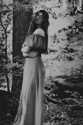RosaLIE B&amp;W / Conceptual  photography by Photographer Tim Lee | STRKNG