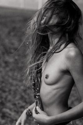Wild und frei / Nude  Fotografie von Fotograf Tobias Ockert ★2 | STRKNG