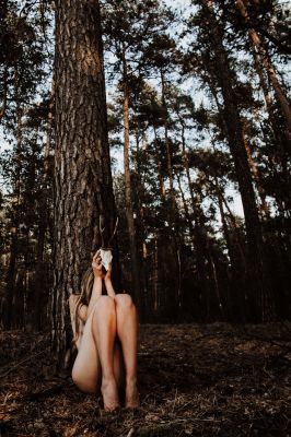 Atropa / Nude  Fotografie von Fotografin blue.forest.soul ★7 | STRKNG