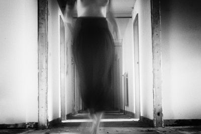 Self-blurred / Nude  Fotografie von Model Mya_b_ ★12 | STRKNG