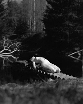 Melancholy at the lake / Nude  Fotografie von Fotograf JaKuBe ★1 | STRKNG