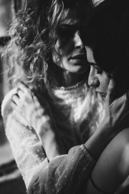Close / Black and White  photography by Photographer Cristian Trippel ★16 | STRKNG