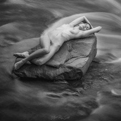 Waterscape Nude Series - Daisy / Nude  Fotografie von Fotograf Art By Scott ★1 | STRKNG