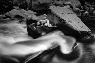 Pure Nature / Nude  photography by Model kupferhaut ★25 | STRKNG