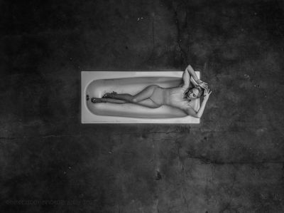 Take a bath / Fine Art  photography by Photographer next.door.photography ★2 | STRKNG